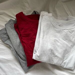 Boys small long sleeved t-shirts.